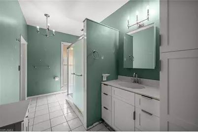 12430 McGregor Blvd, Fort Myers, FL 33919 - Photo 24
