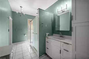 12430 McGregor Blvd, Fort Myers, FL 33919 - Photo 24