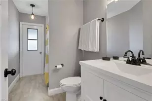 2480 Bayshore Dr, Matlacha, FL 33993 - Photo 16