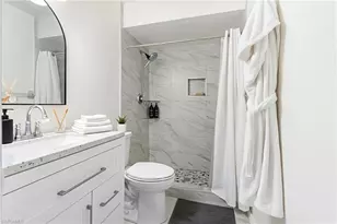 1031 SE 8th Terrace, Cape Coral, FL 33990 - Photo 8