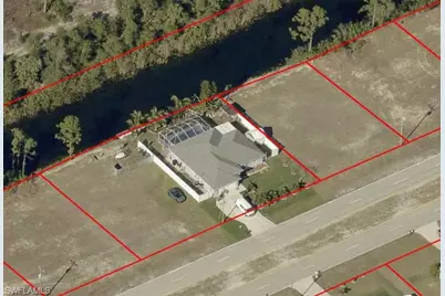 303 Wilmington Pkwy, Cape Coral, FL 33993 - Photo 2