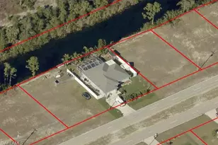 303 Wilmington Pkwy, Cape Coral, FL 33993 - Photo 2