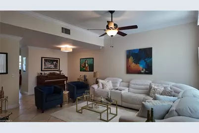 3829 Schoolhouse Rd E #3, Fort Myers, FL 33916 - Photo 4