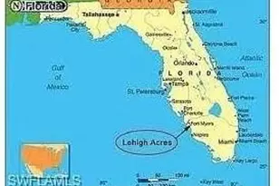 386 Charwood Ave S, Lehigh Acres, FL 33974 - Photo 4