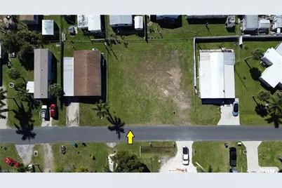 12101 Cypress Dr, Fort Myers, FL 33908 - Photo 2