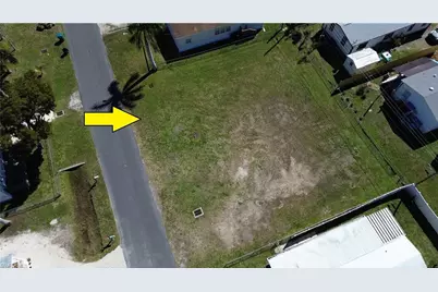 12101 Cypress Dr, Fort Myers, FL 33908 - Photo 6