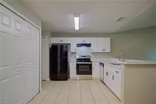 704 Ichabod Ave, Lehigh Acres, FL 33973 - Photo 6