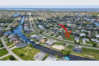 2536 Surfside Blvd, Cape Coral, FL 33914 - Photo 4