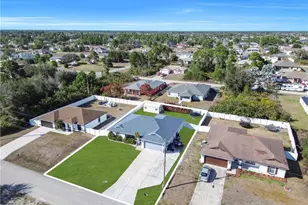 2814 37th St SW, Lehigh Acres, FL 33976 - Photo 4