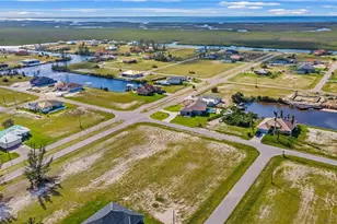 4426 NW 32nd St, Cape Coral, FL 33993 - Photo 8