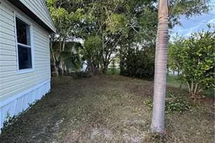 26677 Stardust Dr, Bonita Springs, FL 34135 - Photo 4