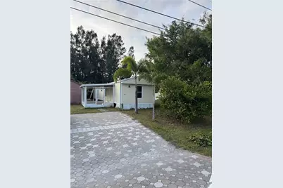 26677 Stardust Dr, Bonita Springs, FL 34135 - Photo 2