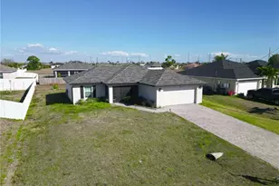 2507 NW 8th Pl, Cape Coral, FL 33993 - Photo 2