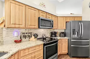 531 SE 33rd St, Cape Coral, FL 33904 - Photo 16