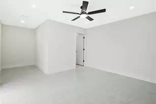 3413 27th St SW, Lehigh Acres, FL 33976 - Photo 8