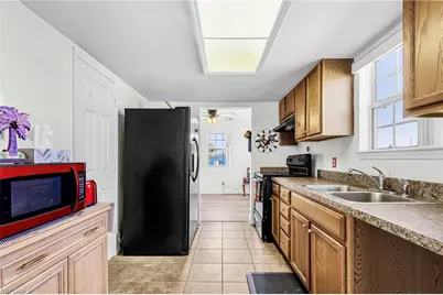 2420 Poinciana Ave, Saint James City, FL 33956 - Photo 12
