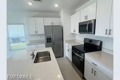 4220 Caterina Ct, North Fort Myers, FL 33917 - Photo 4