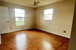 1102 SE 16th St, Cape Coral, FL 33990 - Photo 2