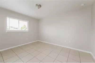 2900 73rd St W, Lehigh Acres, FL 33971 - Photo 12