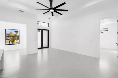 1102 NE 4th Pl, Cape Coral, FL 33909 - Photo 6