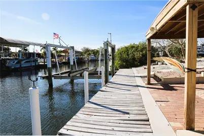 21452 Higgs Dr, Port Charlotte, FL 33952 - Photo 10