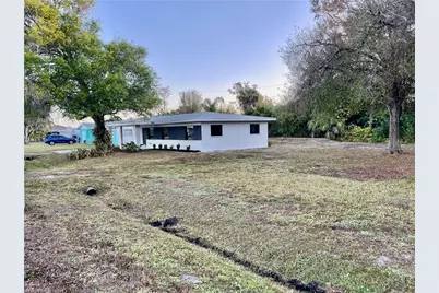 2154 E Gardenia Cir, North Fort Myers, FL 33917 - Photo 22