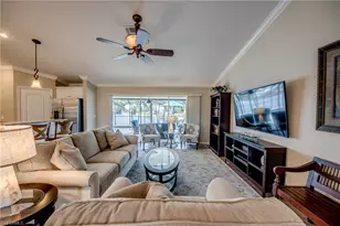 3038 SW 10th Pl, Cape Coral, FL 33914 - Photo 10