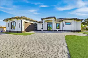 2402 Everest Pkwy, Cape Coral, FL 33904 - Photo 6