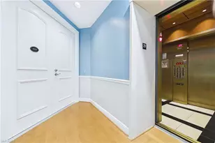 2090 W First St, Fort Myers, FL 33901 - Photo 4