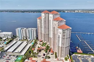 2090 W First St, Fort Myers, FL 33901 - Photo 36