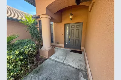 2110 SW 38th Ter, Cape Coral, FL 33914 - Photo 2