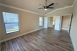 2110 SW 38th Terrace, Cape Coral, FL 33914 - Photo 18