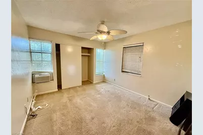 9 Palm Blvd, Lehigh Acres, FL 33936 - Photo 18