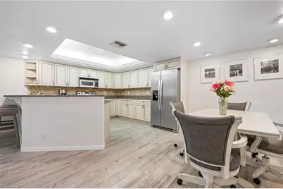 4206 SE 20th Pl #101, Cape Coral, FL 33904 - Photo 4