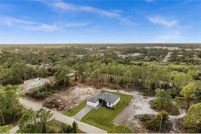 628 Locust Ave S, Lehigh Acres, FL 33974 - Photo 36