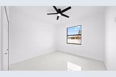 1941 NE 15th St, Cape Coral, FL 33909 - Photo 26