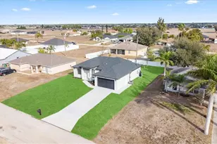 1941 NE 15th St, Cape Coral, FL 33909 - Photo 38