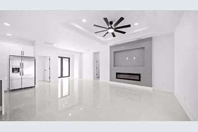 1941 NE 15th St, Cape Coral, FL 33909 - Photo 12