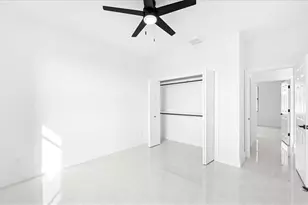 1941 NE 15th St, Cape Coral, FL 33909 - Photo 28