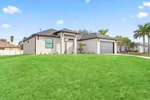 1941 NE 15th St, Cape Coral, FL 33909 - Photo 4