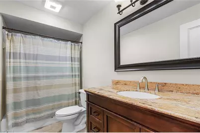 910 SE 15th St, Cape Coral, FL 33990 - Photo 8