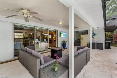 919 SE 19th Ter, Cape Coral, FL 33990 - Photo 18