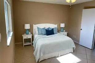 309 SW 3rd Pl, Cape Coral, FL 33991 - Photo 14