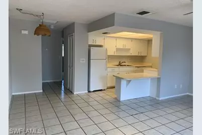 309 SW 3rd Pl #107, Cape Coral, FL 33991 - Photo 10