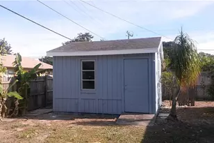 2181 Brandon St, Fort Myers, FL 33907 - Photo 16