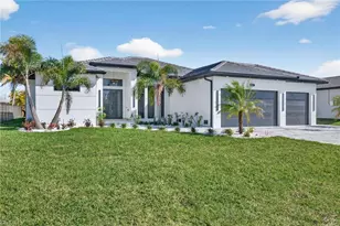 13 NW 35th Pl, Cape Coral, FL 33993 - Photo 2