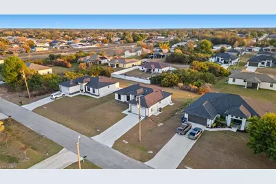 2511 12th St SW, Lehigh Acres, FL 33976 - Photo 22