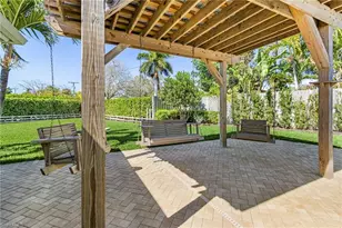 1323 Tanglewood Pkwy, Fort Myers, FL 33919 - Photo 26