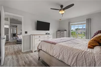 2706 SW 3rd Pl, Cape Coral, FL 33914 - Photo 14