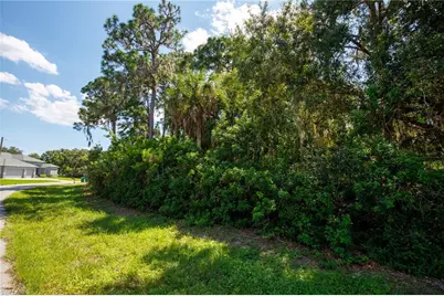 175 Sesame Rd E, Rotonda West, FL 33947 - Photo 6
